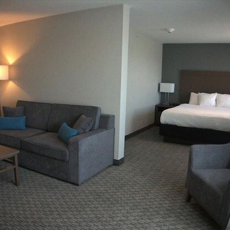 Brookstone Inn & Suites Fort Dodge Dış mekan fotoğraf