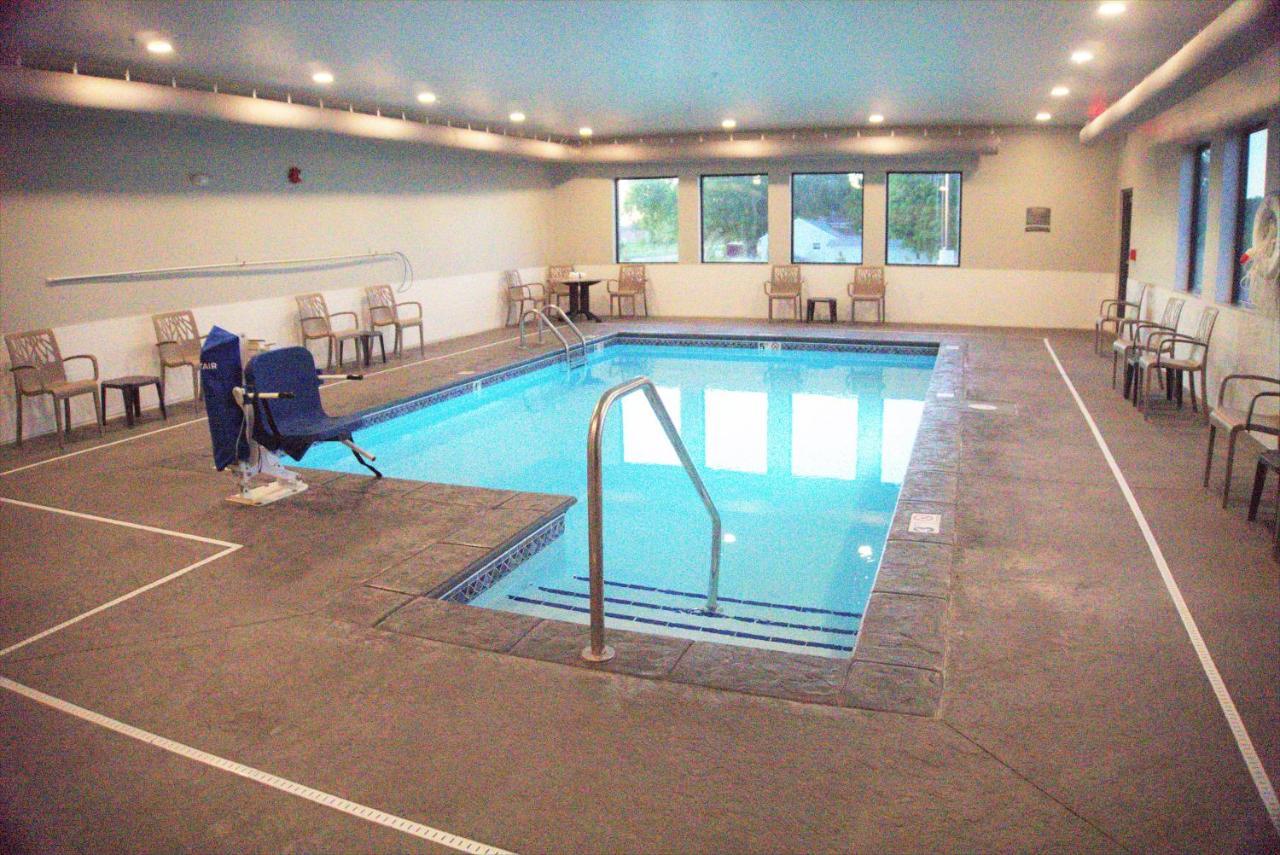 Brookstone Inn & Suites Fort Dodge Dış mekan fotoğraf