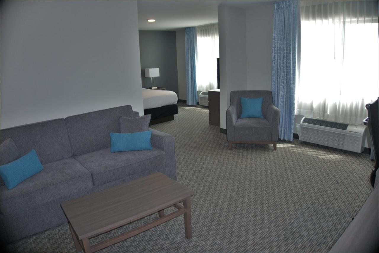 Brookstone Inn & Suites Fort Dodge Dış mekan fotoğraf