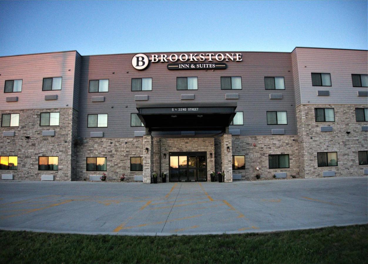 Brookstone Inn & Suites Fort Dodge Dış mekan fotoğraf