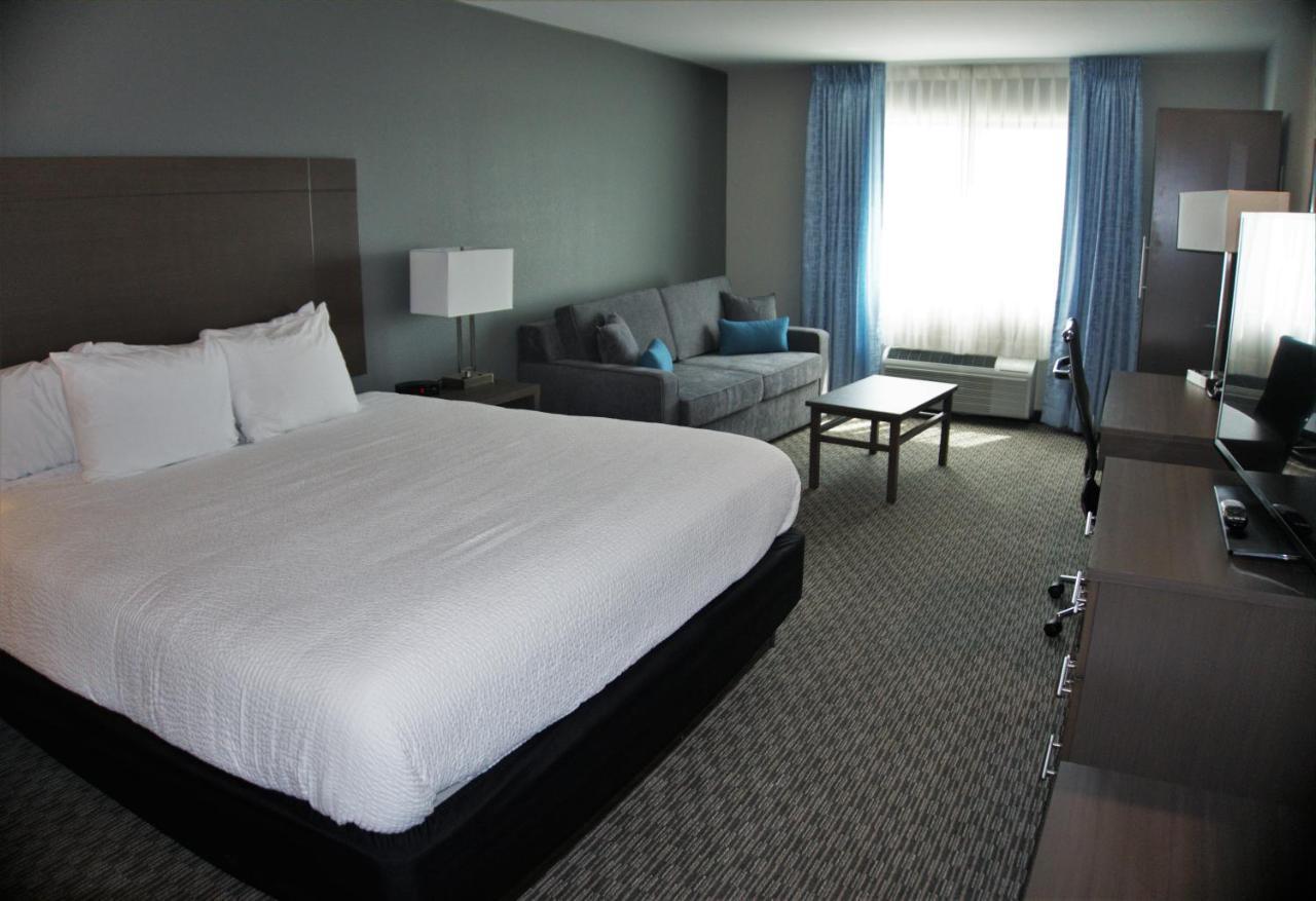 Brookstone Inn & Suites Fort Dodge Dış mekan fotoğraf