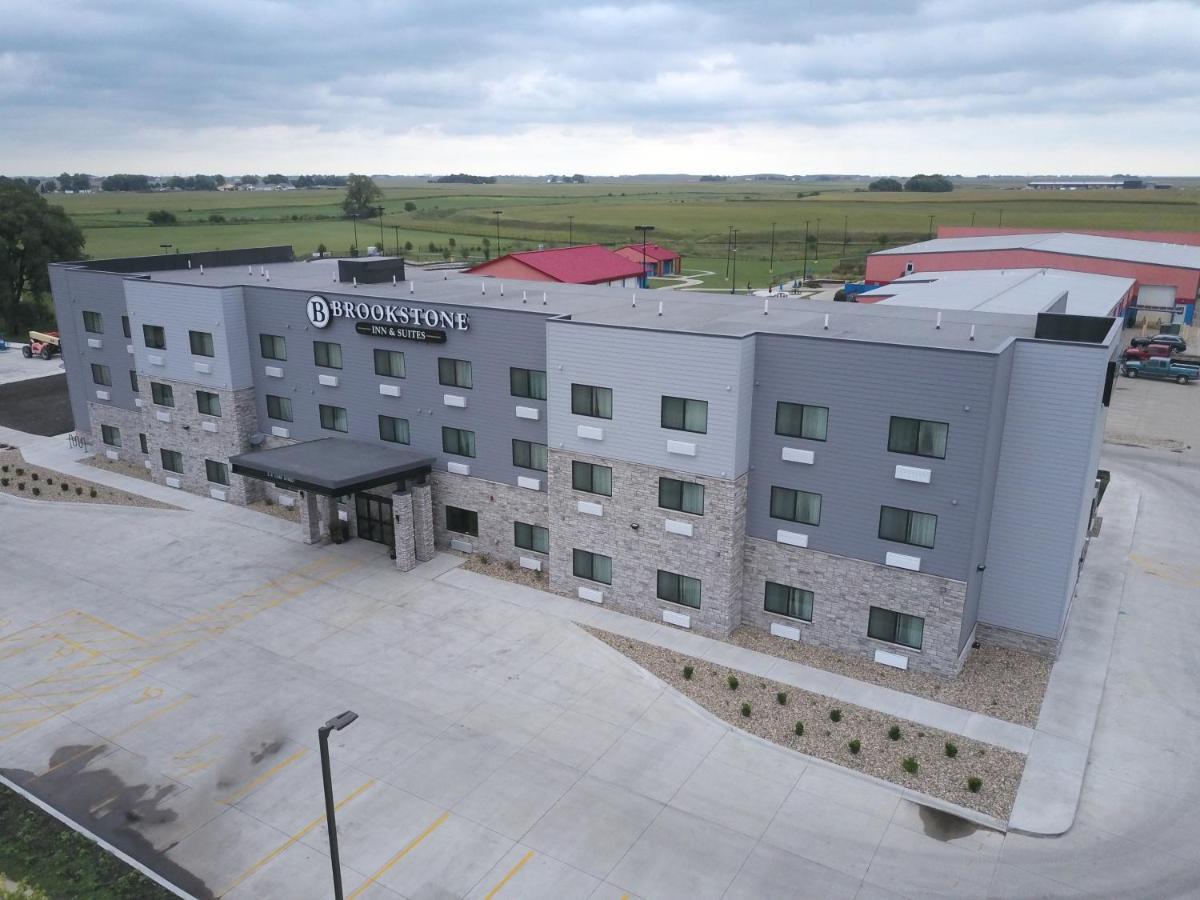 Brookstone Inn & Suites Fort Dodge Dış mekan fotoğraf