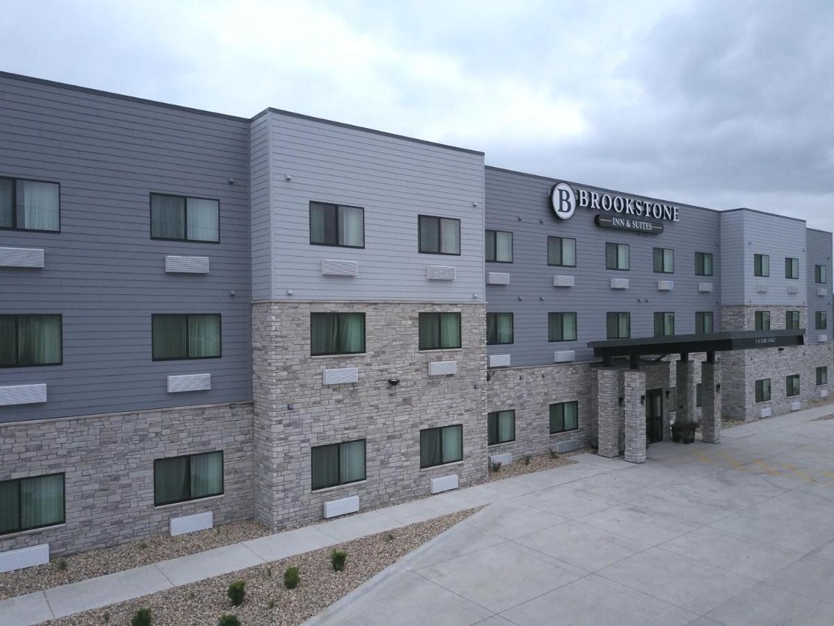 Brookstone Inn & Suites Fort Dodge Dış mekan fotoğraf